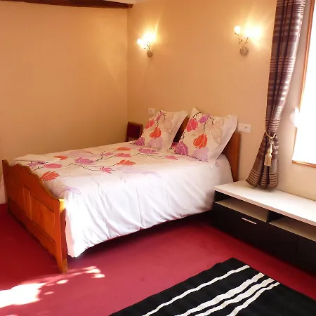 B&B Chambres Du Pavo Real 3*
